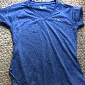 Blue v-neck UA shirt
